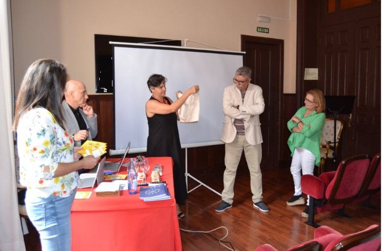 Presentation of the educational game developed by CEPA San Cristobal. 